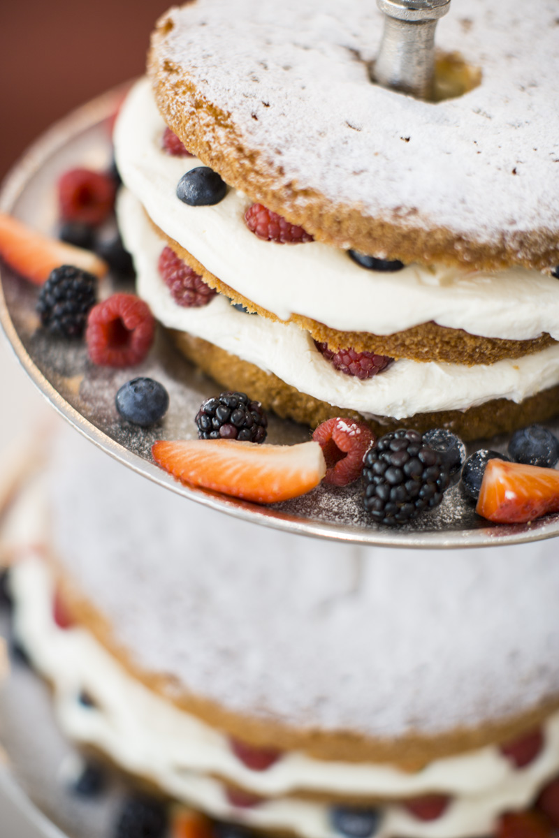 nakedcake3